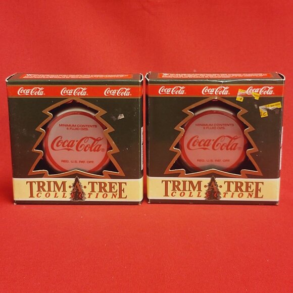 Vintage Coca Cola Santa Claus Coke Bottle Cap Circa 1938 Circa 1953 Lot of 2 Tri - Picture 3 of 11